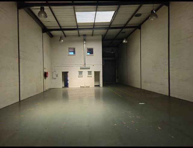 INDUSTRIAL PROPERTY TO RENT IN STIKLAND INDUSTRIAL